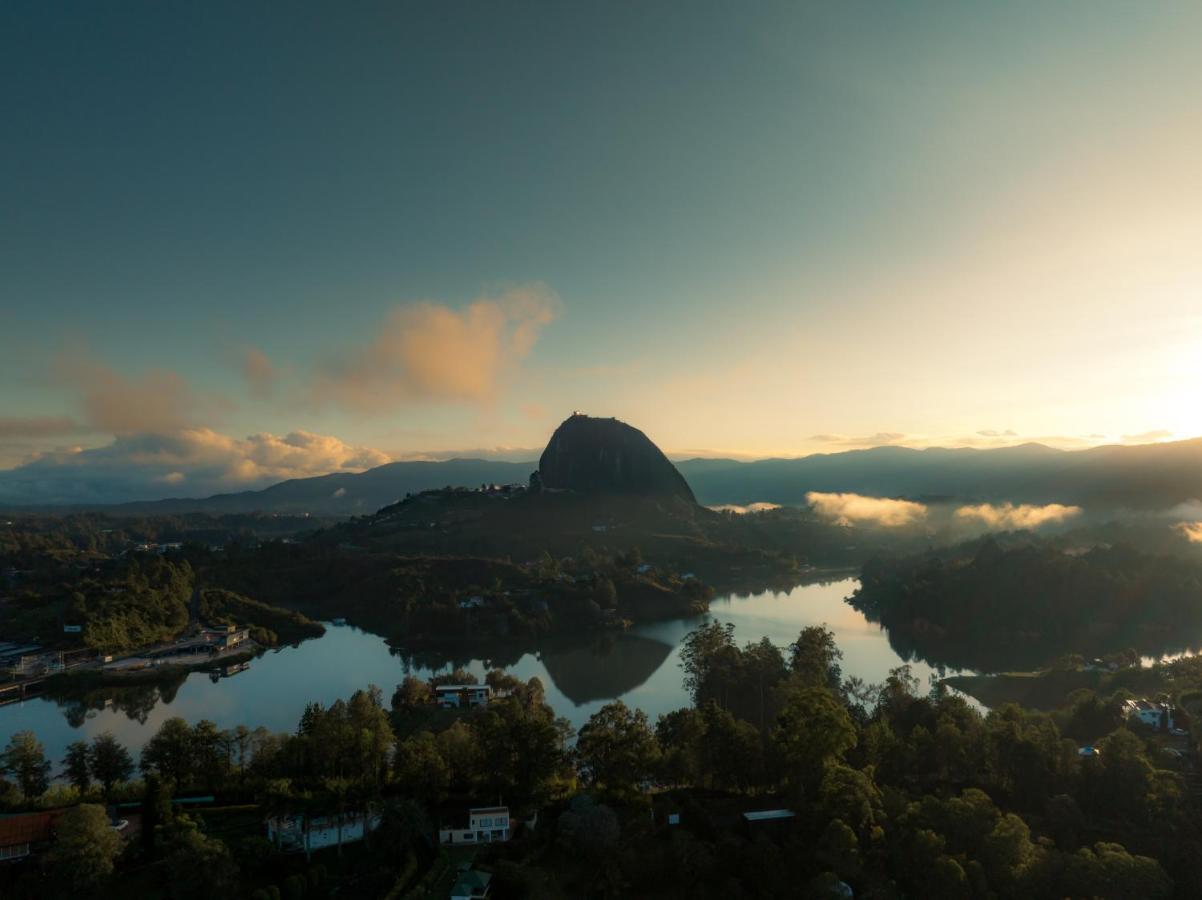 The Boato Hotel Guatapé Eksteriør bilde Mount Warning
