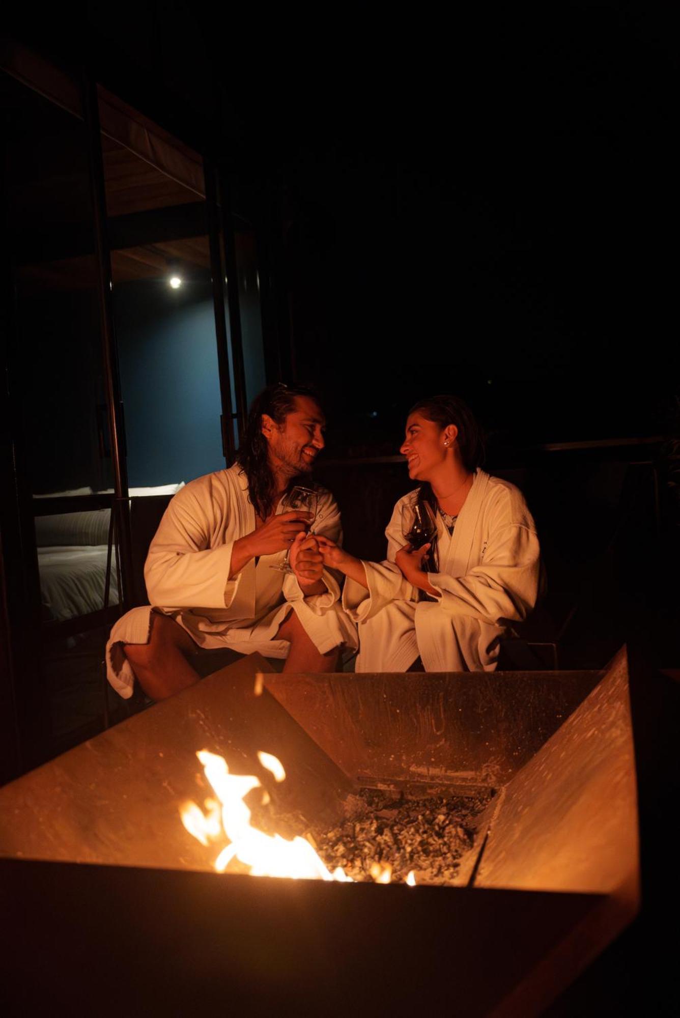The Boato Hotel Guatapé Eksteriør bilde Guests at the spa