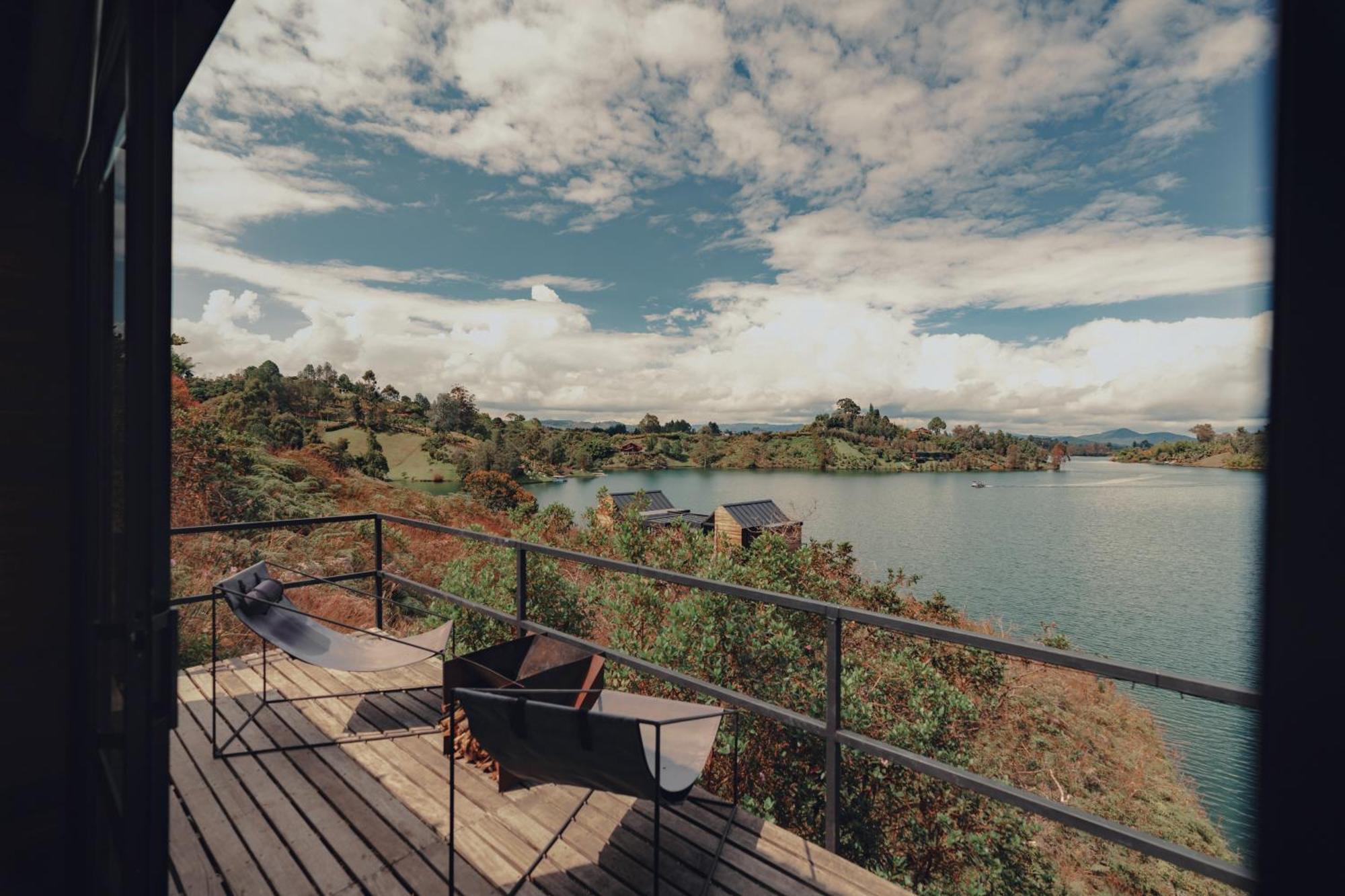The Boato Hotel Guatapé Eksteriør bilde View of the lake from the hotel
